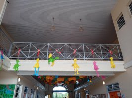 Guirlandes et squelettes "papel picado"